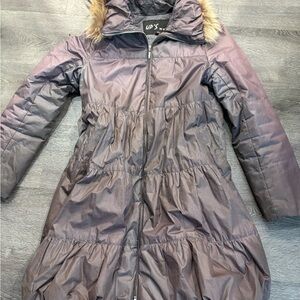 Elegant Women's Puffer Coat with Faux Fur Trim
